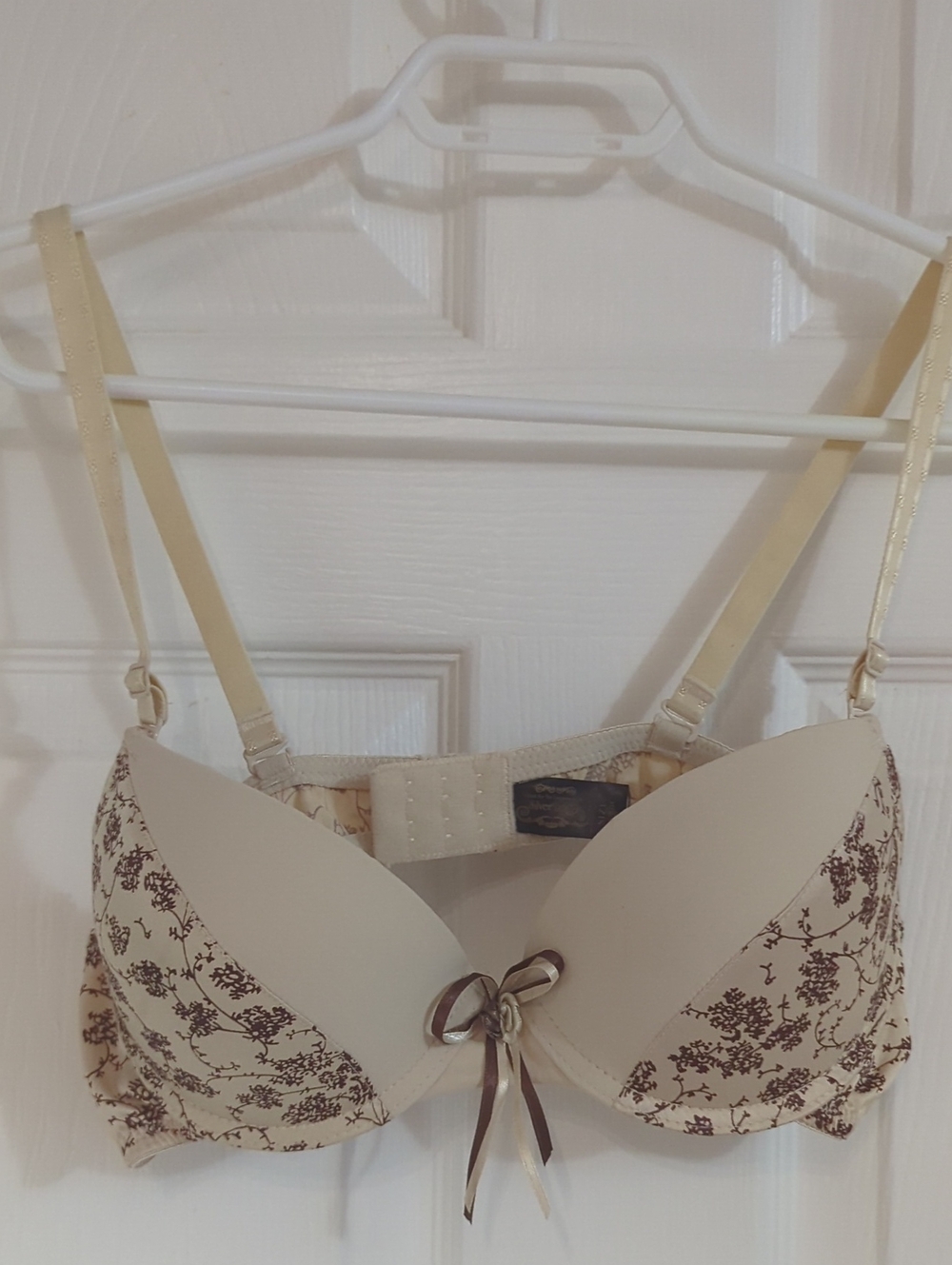 Cream Floral-Print Push-Up Bra with Ribbon Accent
